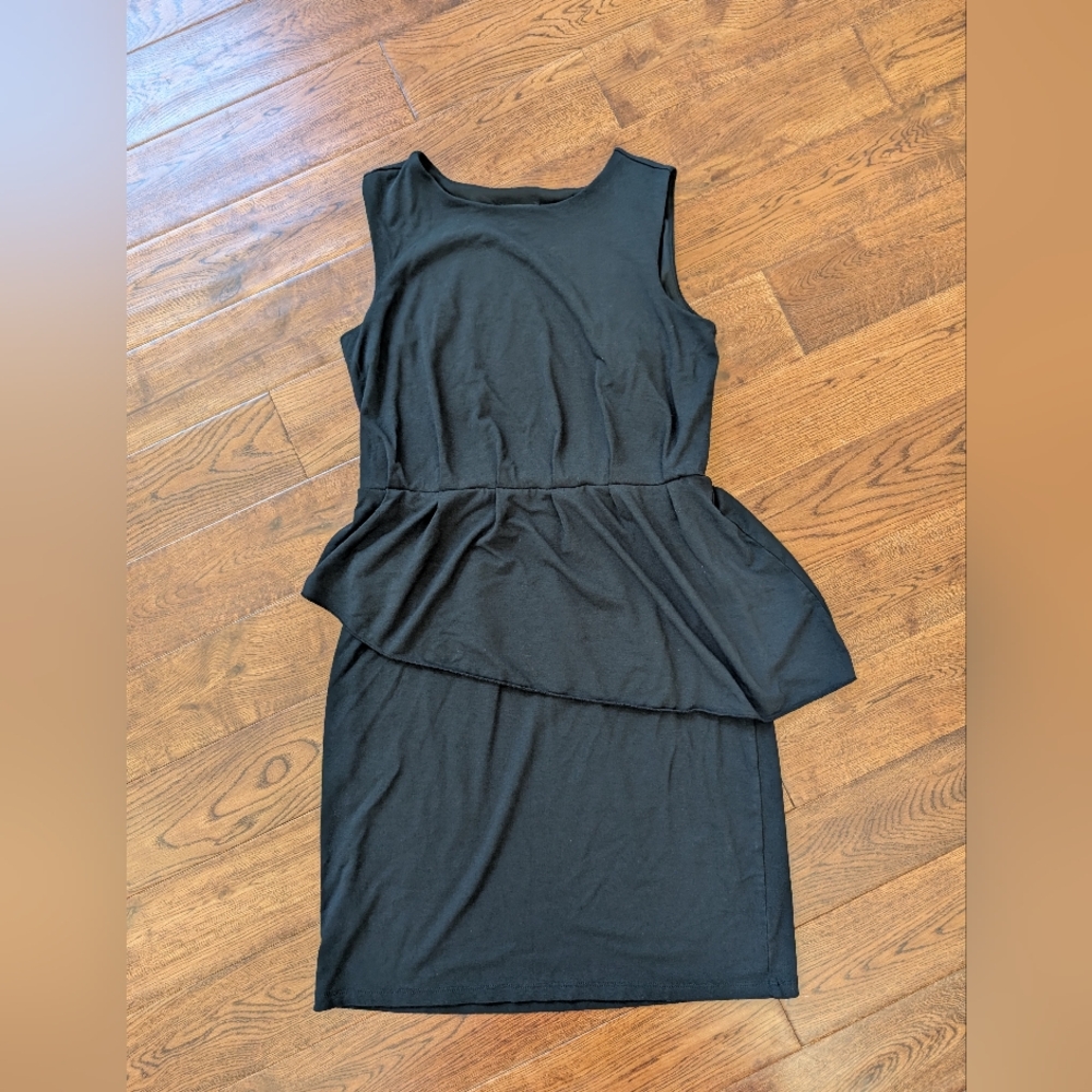 Ann Taylor Petites Black Sheath Peplum Dress Career Cocktail Stretch Sz 0P EUC